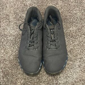 Black Low-Top Athletic Shoes with Mesh Upper